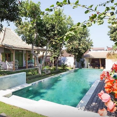 Guesthouse Mooz Canggu Pokój zdjęcie
