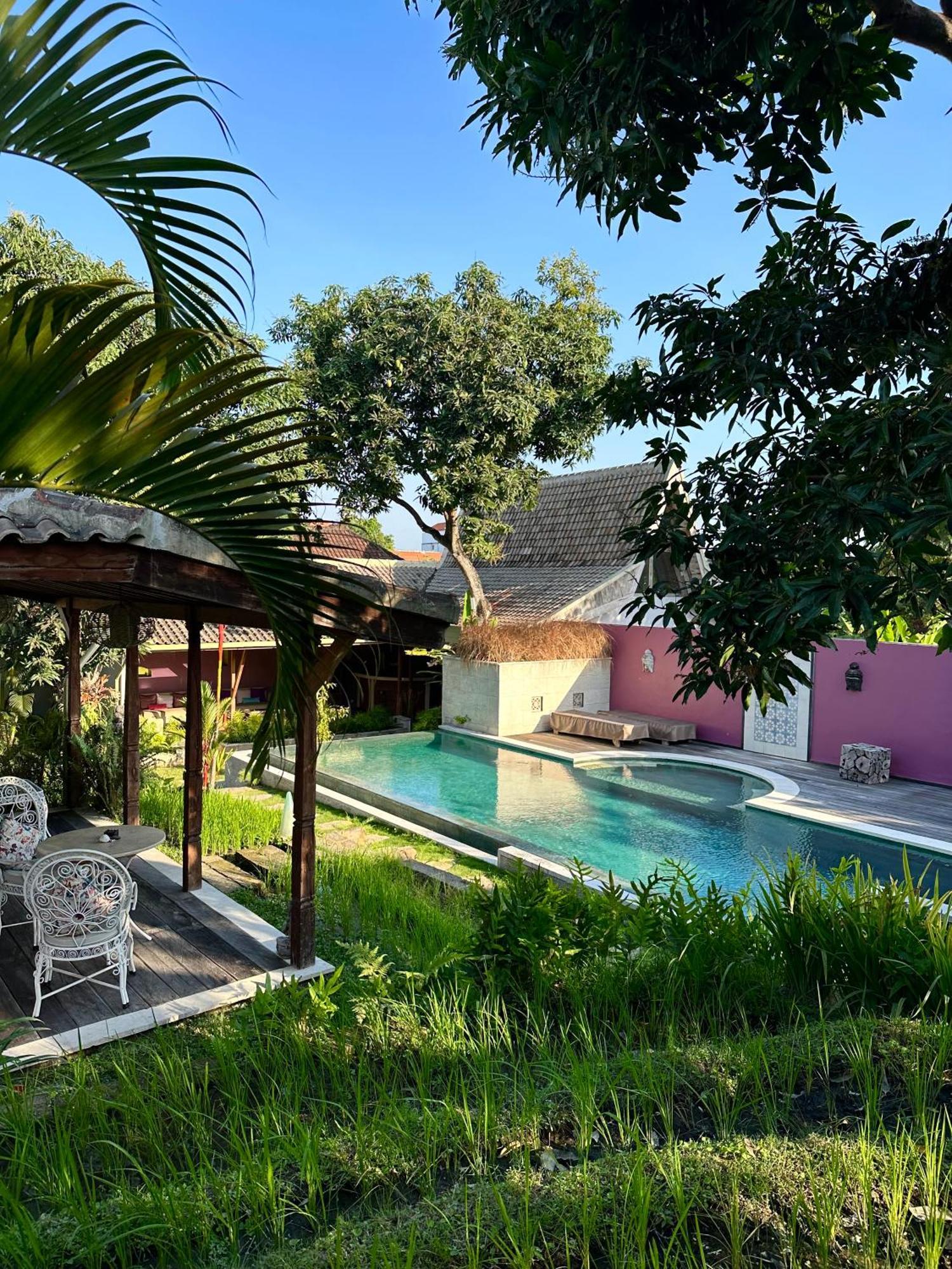 Guesthouse Mooz Canggu Zewnętrze zdjęcie